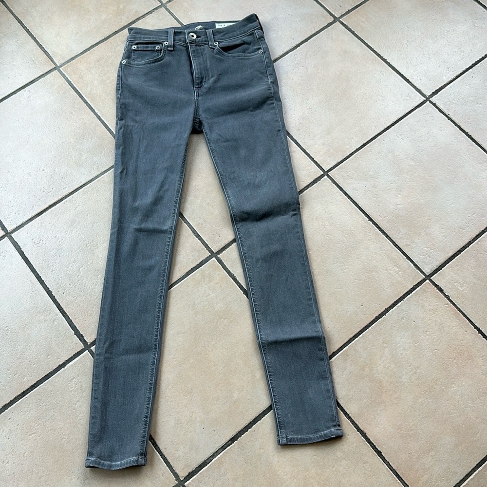 Like-new Rag & Bone high rise skinny jeans